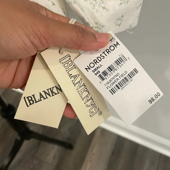 NWT Blank NYC Floral Linen Blazer, size Small - Picture 3 of 8